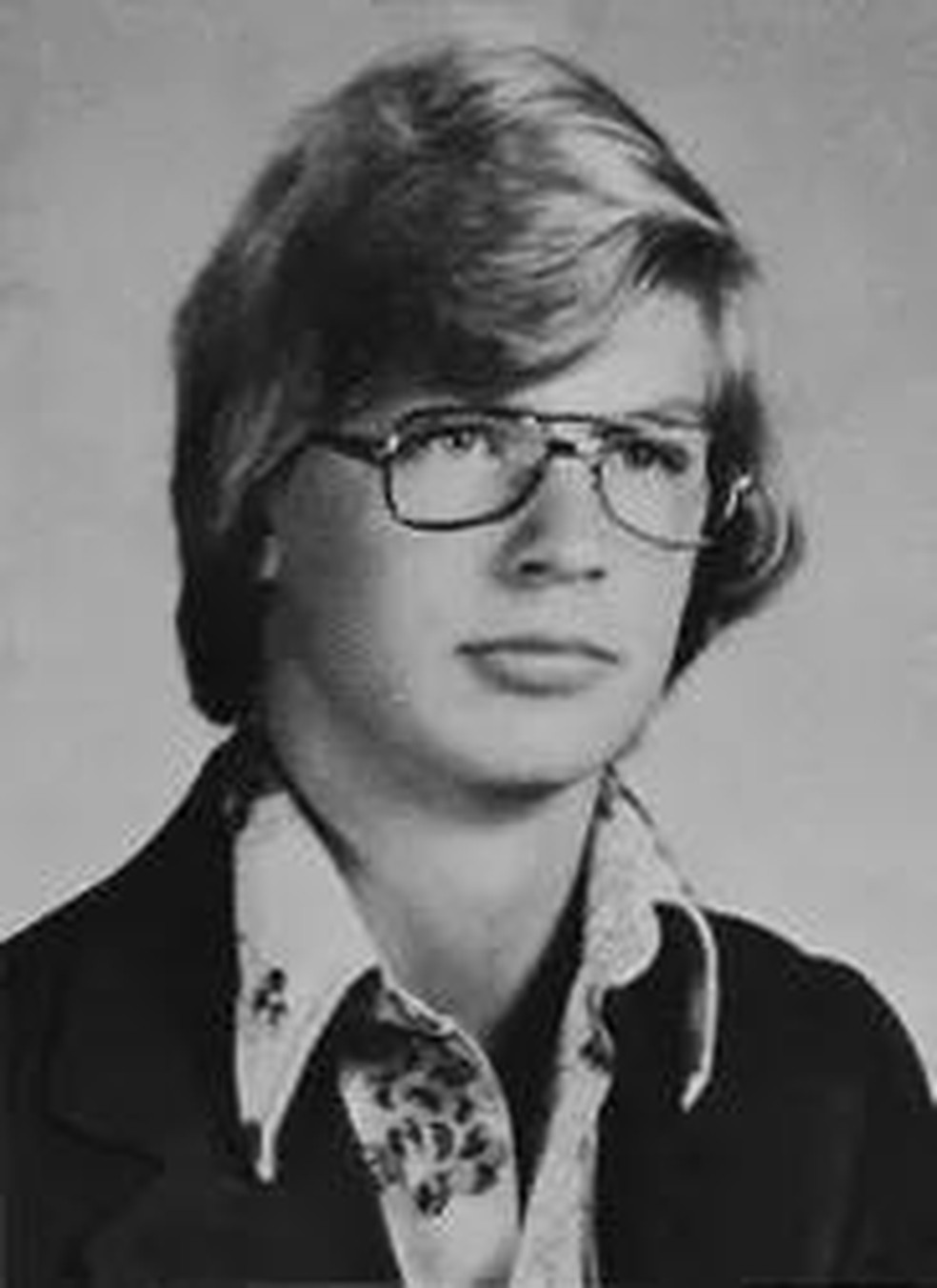 Dahmer em foto do anuário durante o ensino médio (Foto: Reprodução Revere Senior High School) — Foto: Galileu