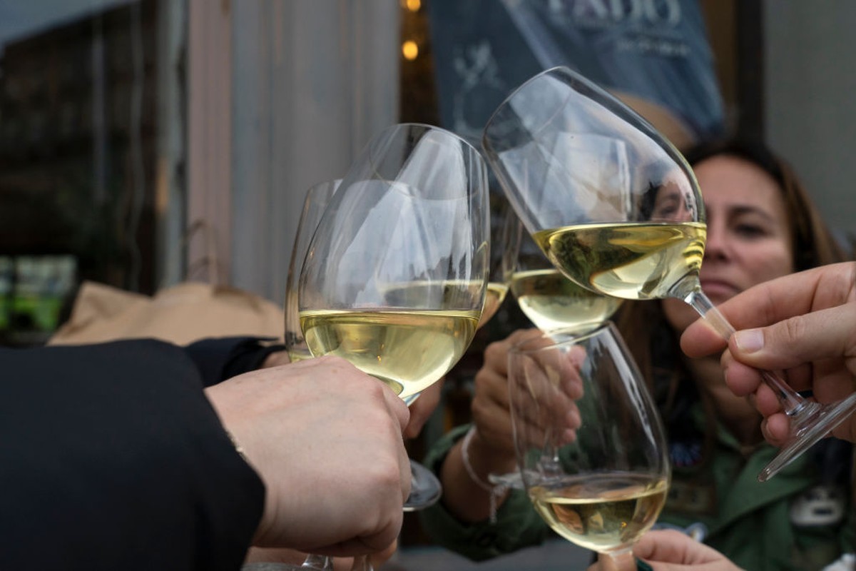 Conheça os hábitos que podem estar por trás da erosão dentária