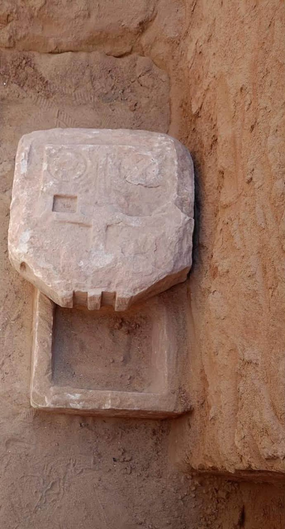 Detalhes do achado egípcio — Foto: Ministério do Turismo e Antiguidades do Egito