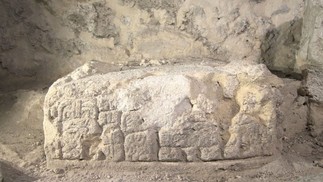 Estátuas centrais parecem ter sumido de seus locais originais — Foto: Gibrán Huerta, INAH