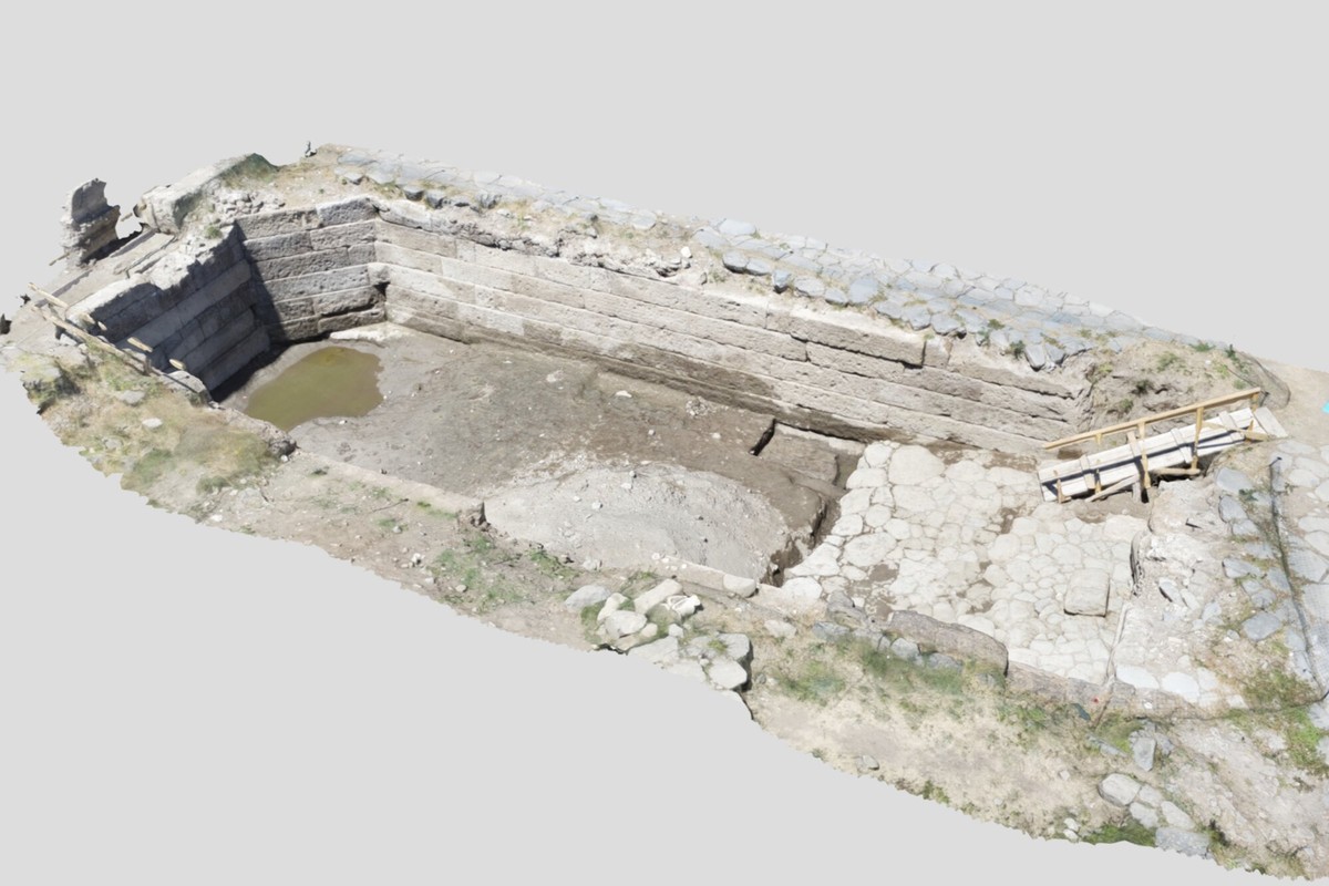Encontrada antiga piscina romana construída em 250 a.C.