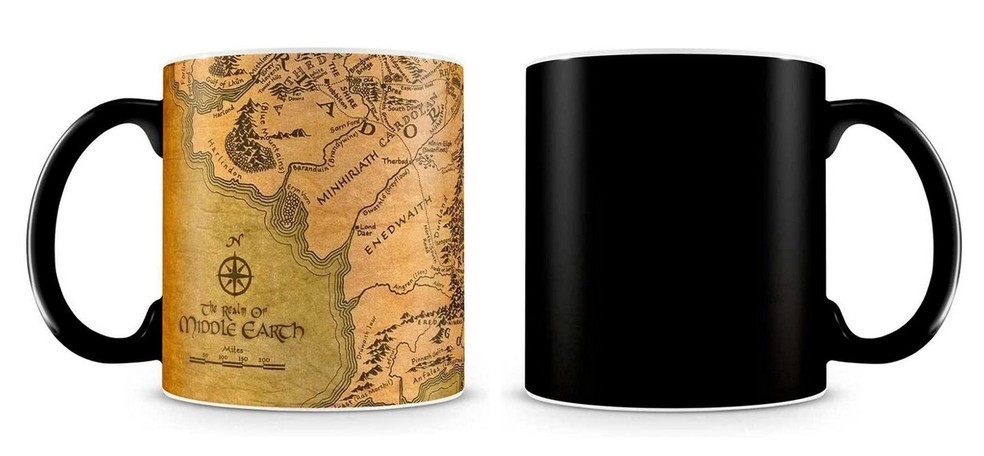 A caneca mágica ilustra o mapa da Terra Média — Foto: Reprodução/Amazon