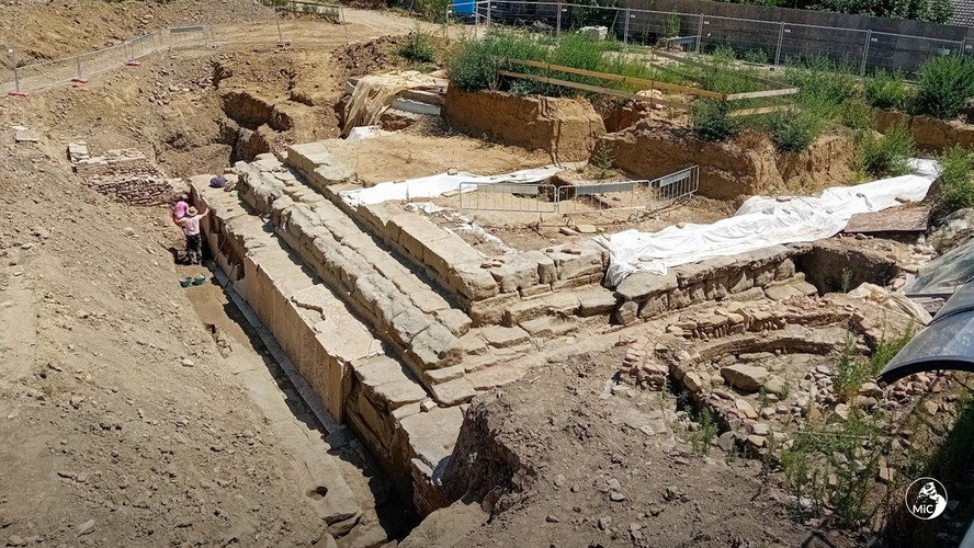 Templo que remonta à era romana descoberto na Itália
