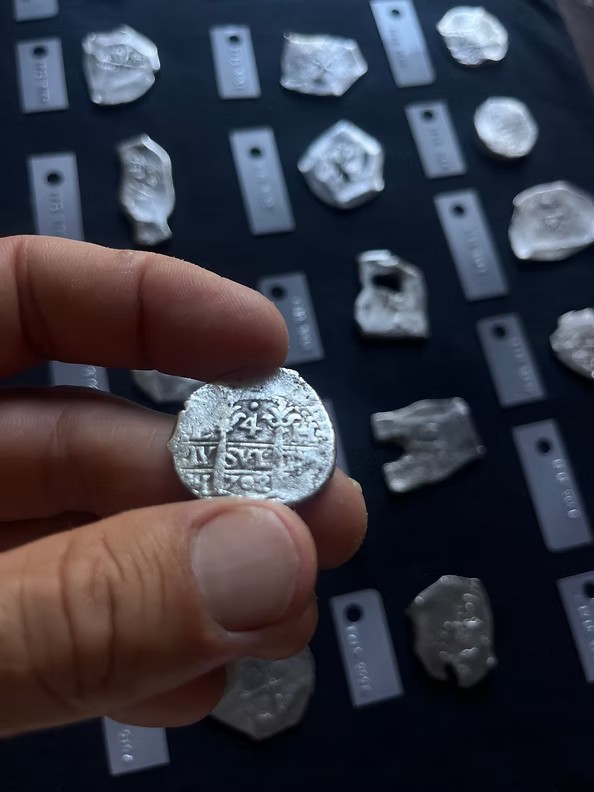  1715 Fleet-Queens Jewels