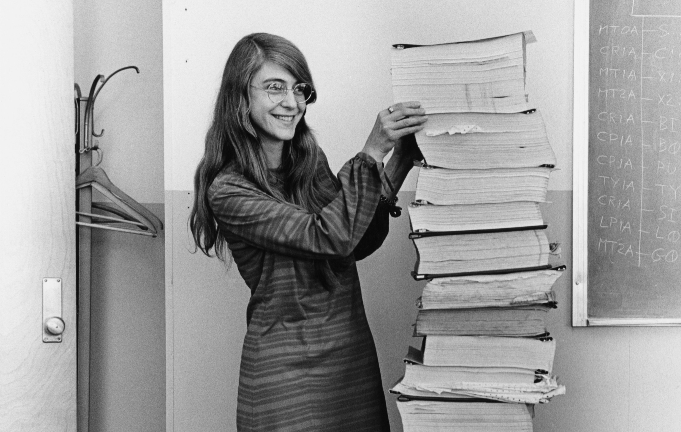Margaret Hamilton, engenharia de software que levou missão Apollo à Lua, morre aos 90 anos
