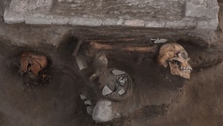 Os vestígios do monumento, que data da fase toltana (900-1150 d.C.), permitirão uma melhor compreensão do traçado urbano da capital tolteca — Foto: Gerardo Peña, INAH