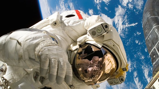 Como o espaço afeta o sistema imunológico de astronautas? Estudo responde
