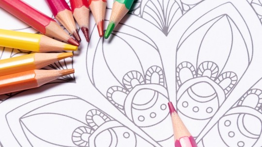 Livro de colorir antiestresse: 6 opções para distrair e acalmar a mente