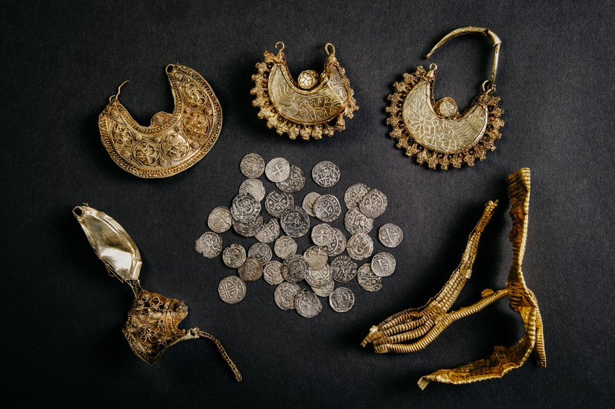 Tesouro de mil anos descoberto por historiador da Holanda