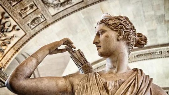 O que a mitologia grega nos ensina sobre a resistência e a rebeldia das mulheres