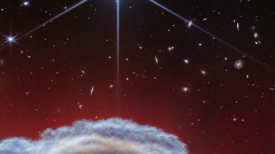 Webb registra Nebulosa Cabeça de Cavalo com detalhes sem precedentes