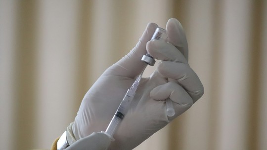 Vacina experimental contra HIV consegue gerar anticorpos em humanos