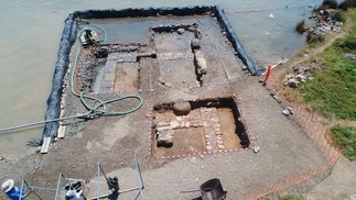 Os restos do edifício de 1,8 mil anos na Grécia — Foto: Ε. Κρουστάλης