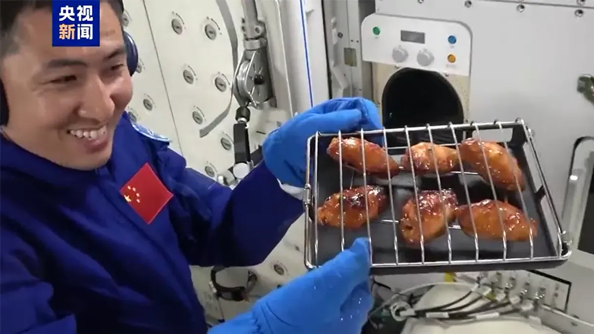 Como foi o primeiro churrasco no espaço, feito por astronautas chineses