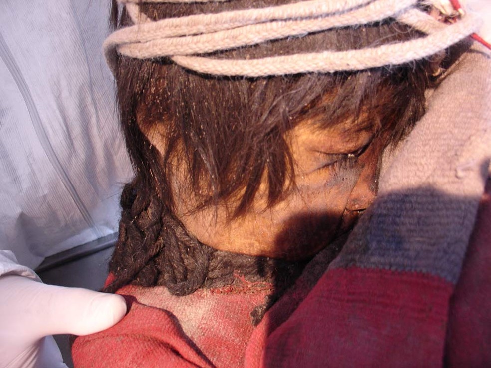 "O garoto", uma das crianças de Llullaillaco — Foto: Wikimedia Commons