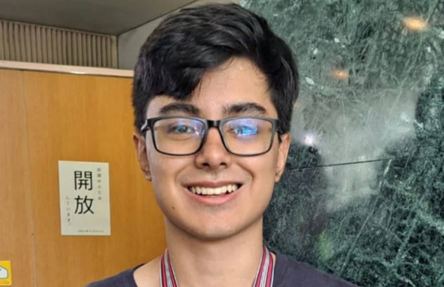 Paulo Henrique, de 17 anos, conquistou medalha de prata e maior nota na prova teórica da Olimpíada Internacional de Física
