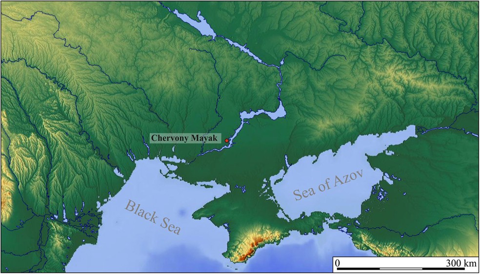 Chervony Mayak é um sítio arqueológico às margens do rio Dnieper, que atravessa a nação ucraniana de norte a sul e deságua no Mar Negro — Foto: Olena Dzneladze, Beata Polit/Antiquity