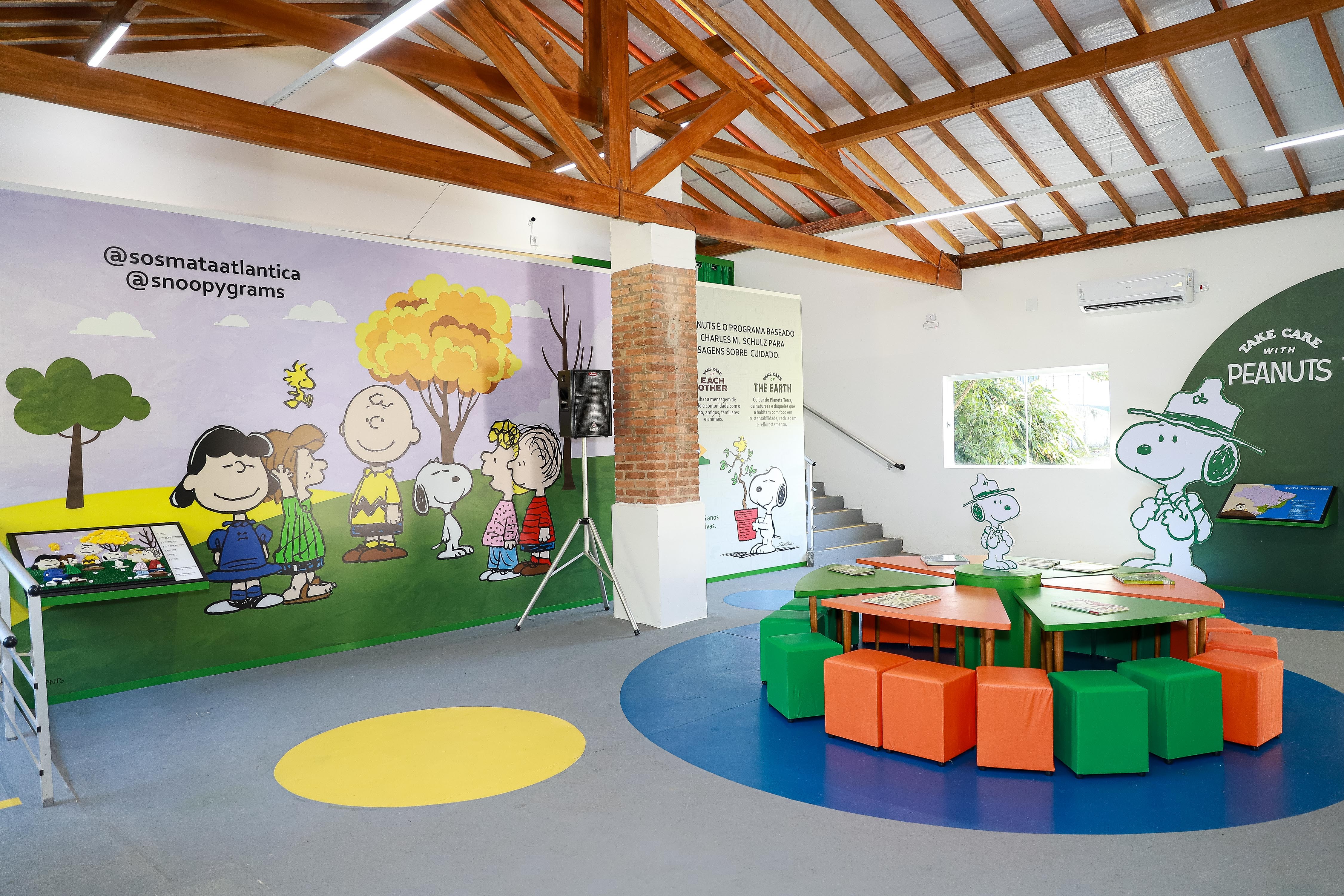 SOS Mata Atlântica traz Snoopy para ensinar sobre o bioma em novo espaço