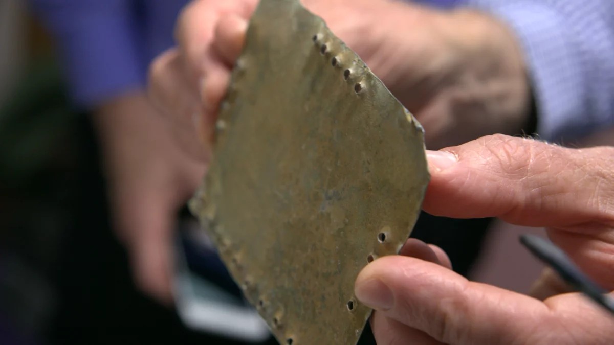 Livros de chumbo controversos passam por análise mais detalhada até hoje