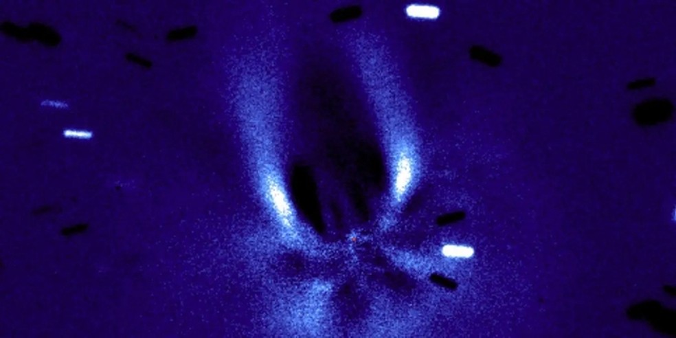 O cometa 12P/Pons-Brooks orbita o Sol a cada 71 anos — Foto: Caçadores de Cometas/Projeto Telescópio Faulkes/Observatório Las Cumbres