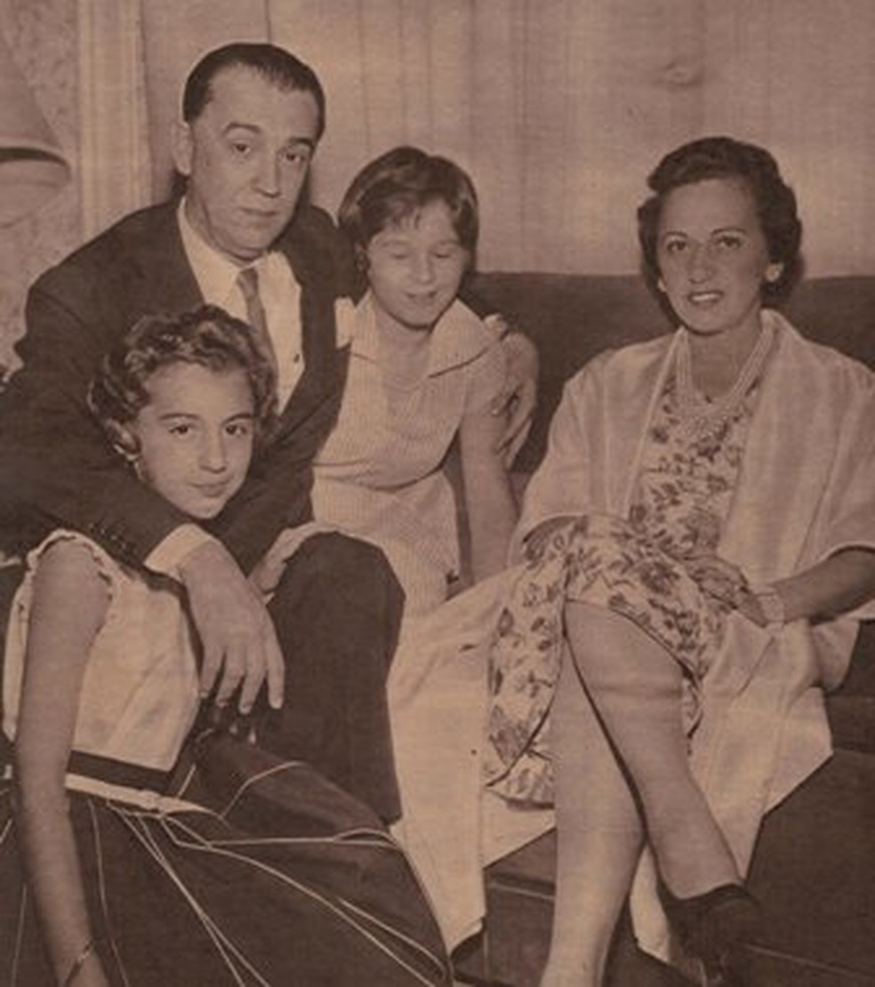 JK casou-se com Sarah Gomes de Lemos em 1931. Com ela, teve duas filhas, Márcia e Maria Estela — Foto: Wikimedia Commons