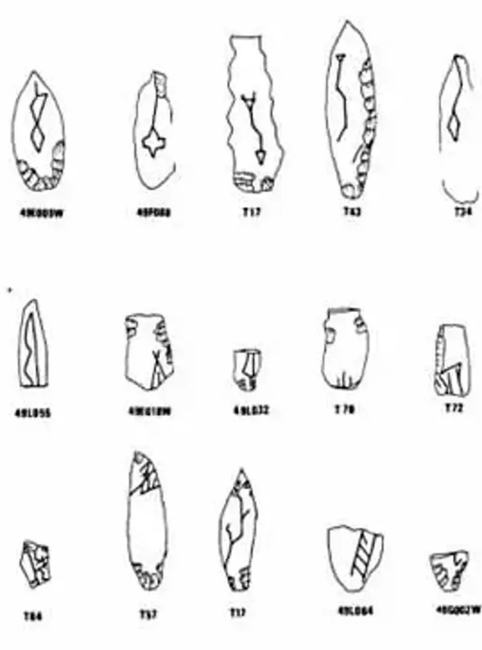 Várias flechas com pontas de obsidiana de diferentes formatos foram encontradas pela escavação — Foto: Equipe de Escavação Arqueológica de Canhasan