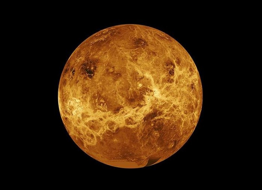 Rotação lenta de Vênus pode ter causado a colisão de uma lua com o planeta