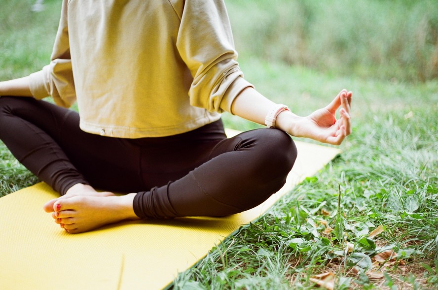 Exercícios e ioga ajudam a melhorar respiração de pessoas asmáticas