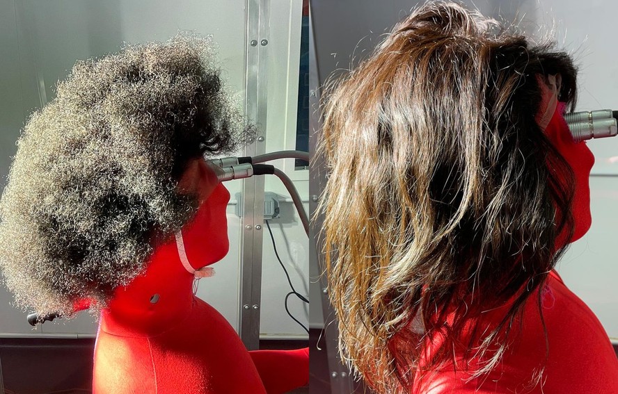 Manequim térmico usando perucas de cabelo humano crespo (à esquerda) e liso (à direita)