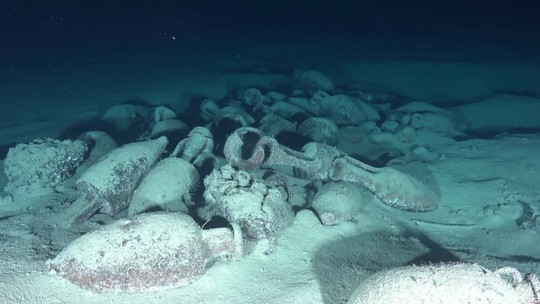 Expedição revela três naufrágios de até 2,1 mil anos no mar Mediterrâneo