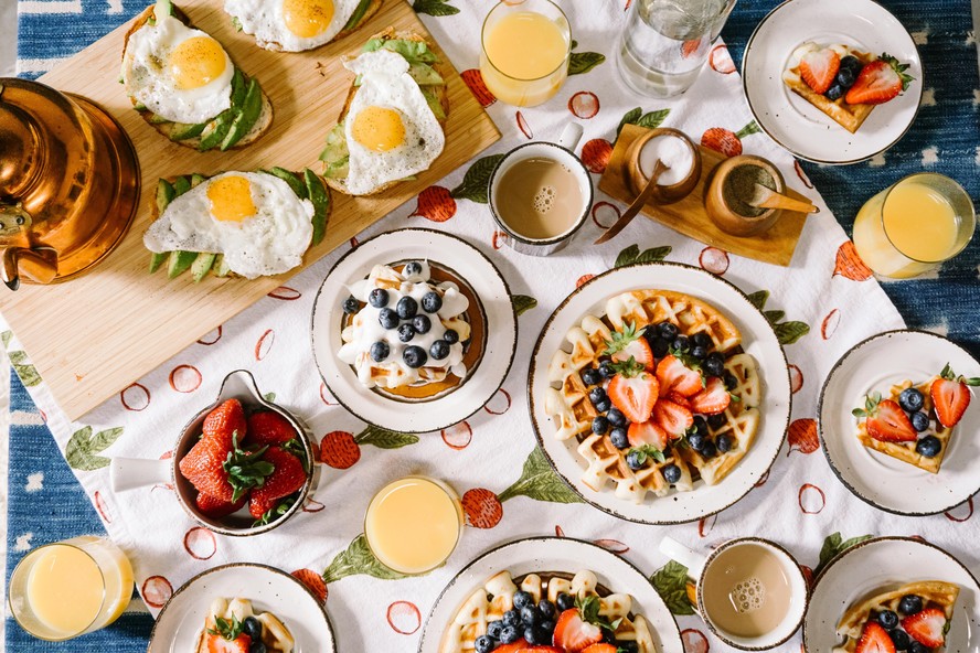 Estudo com mais de 100 mil pessoas aponta horário ideal para tomar café da manhã