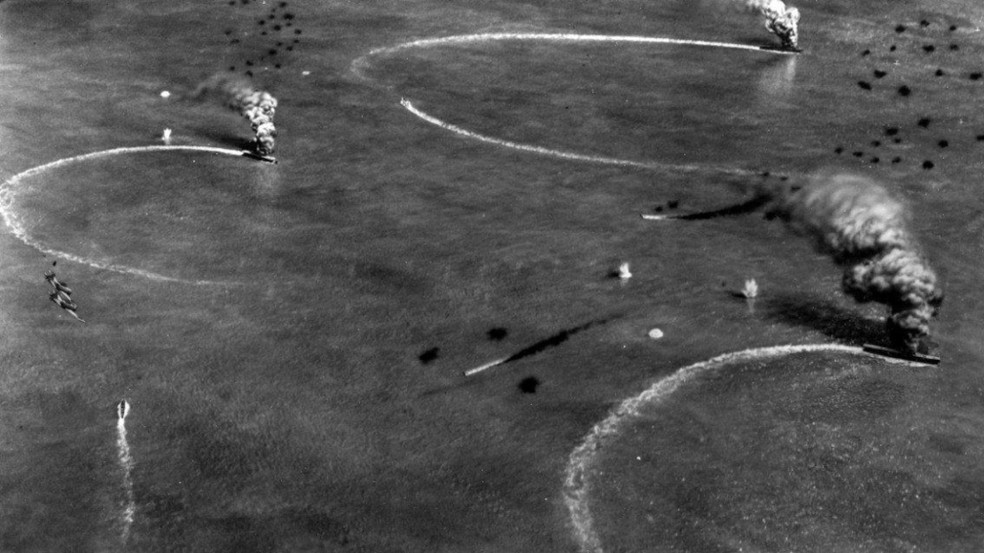 A Batalha de Midway, que começou em 4 de junho de 1942 e continuou durante os três dias seguintes — Foto: Norman Bel Geddes/Ocean Exploration Trust, NOAA