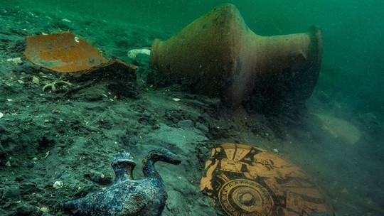 Templos revelam tesouros em cidade afundada há mais de mil anos no Egito