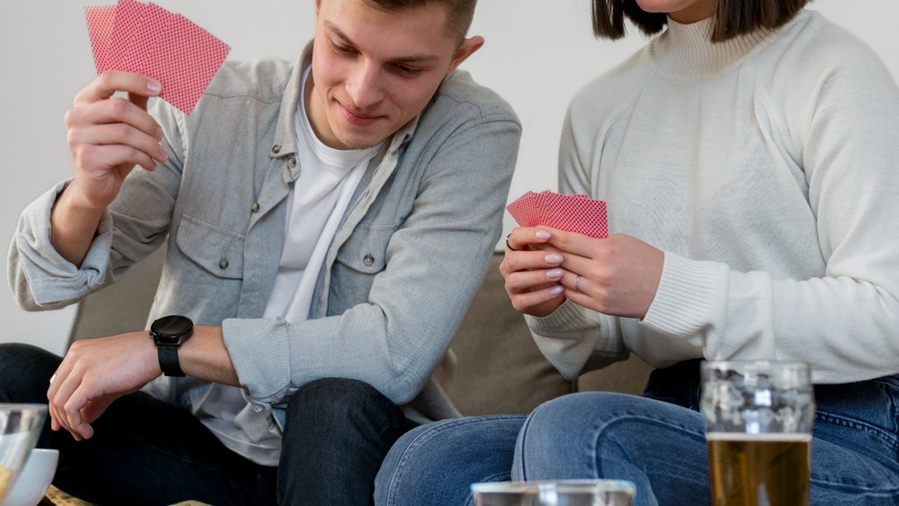 Jogo de cartas para casal: 8 card games realmente bons para 2 pessoas