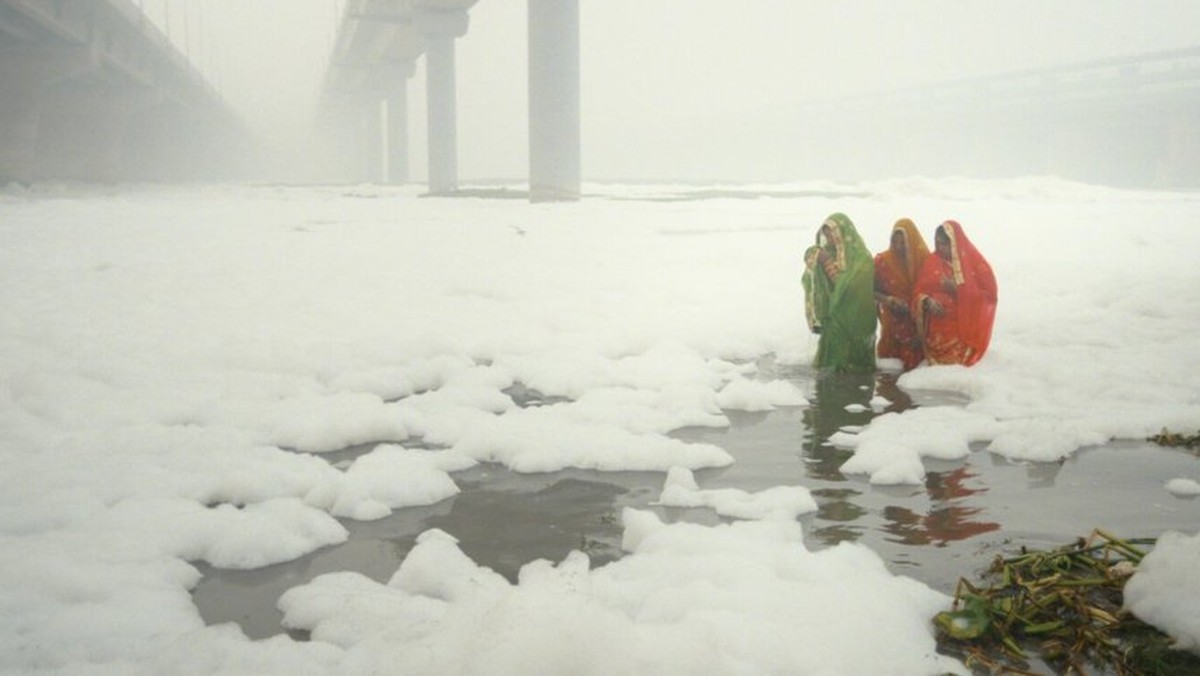 Documentário mostra imagens impressionantes da poluição na Índia
