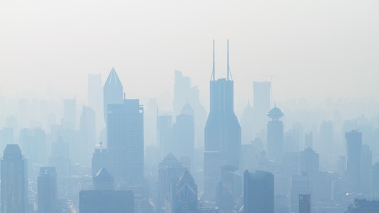 Apenas 0,001% da população global respira ar realmente limpo, diz estudo