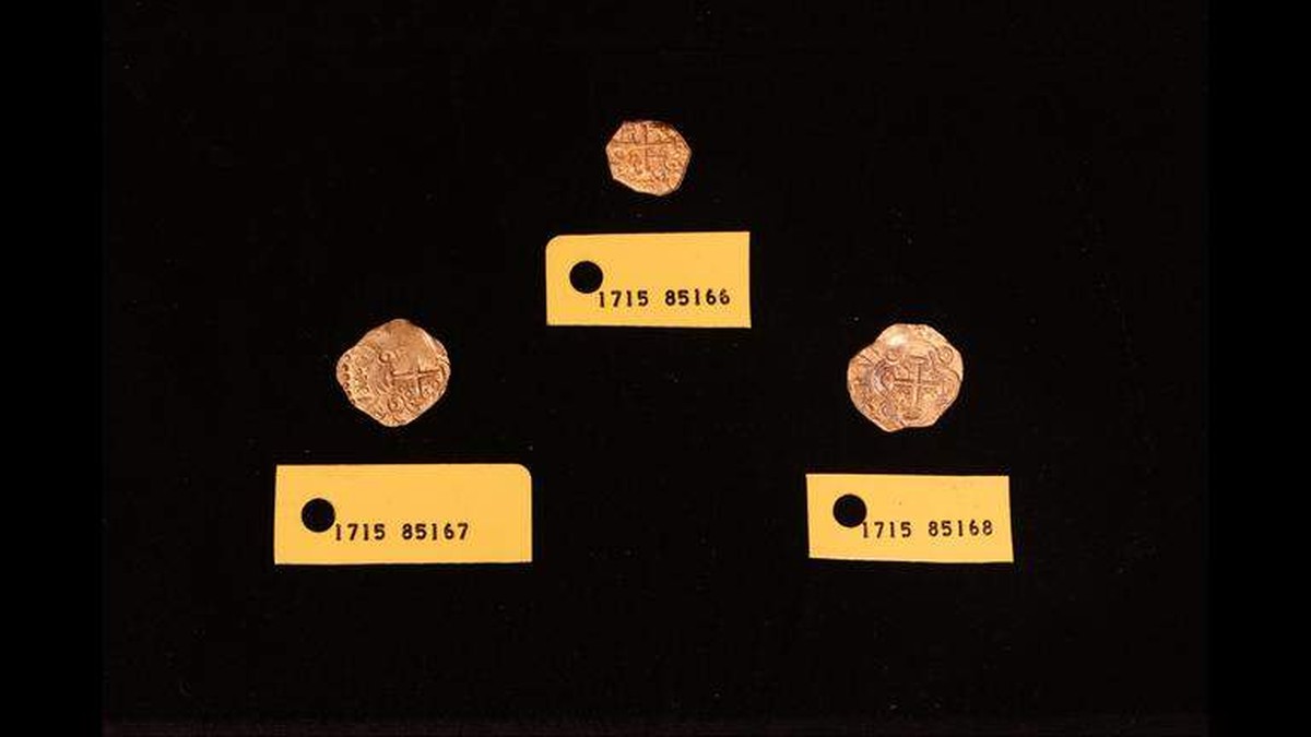 Tesouro com 1.051 moedas de prata é encontrado em naufrágio nos EUA; fotos