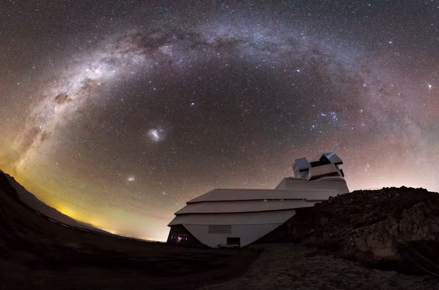 Observatório no Chile inicia operações com a maior câmera digital já construída no mundo