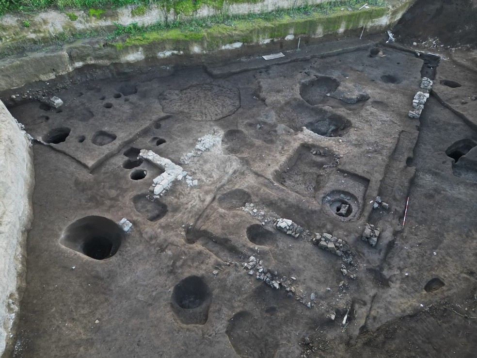 Santuário encontrado durante as escavações — Foto: Soprintendenza Archeologia Belle Arti e Paesaggio di Salerno e Avellino/Facebook