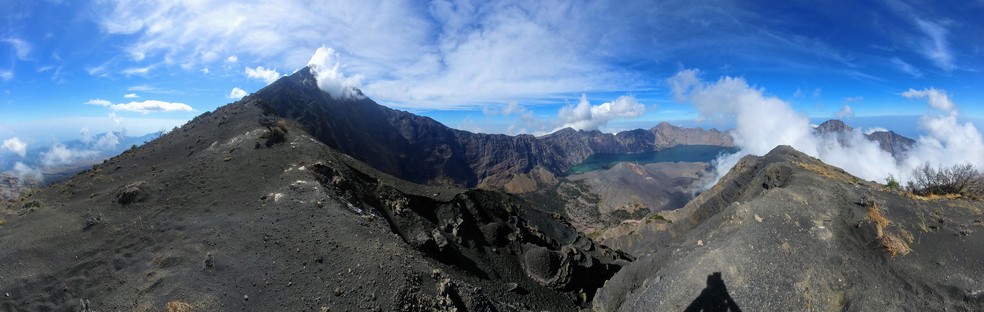 Ativo e teve erupção há 9 anos: como é o vulcão Rinjani, onde ...