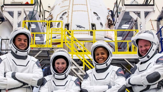 Como ir ao espaço mudou o corpo de 4 turistas espaciais, segundo estudo