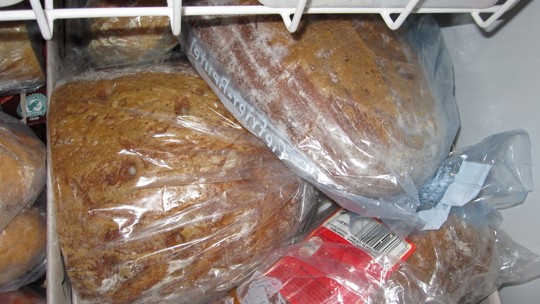 Congelar pão pode deixar o alimento mais saudável? Especialista responde