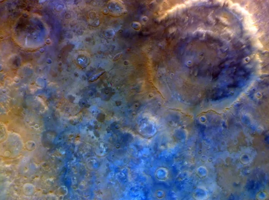 Sonda da NASA utiliza gravidade de Marte para impulsionar viagem rumo a asteroide metálico